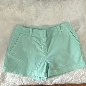 Vineyard vines shorts